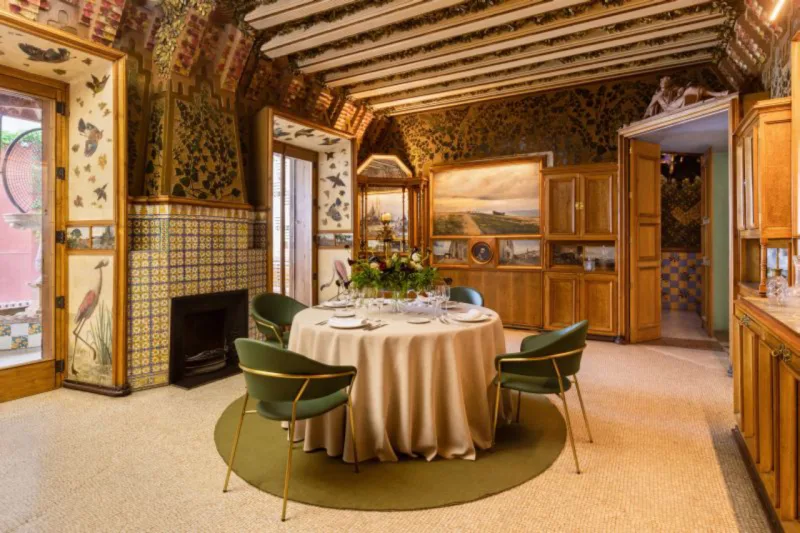 Hóspedes terão jantar com menu de estrela Michelin inspirado em Gaudí.