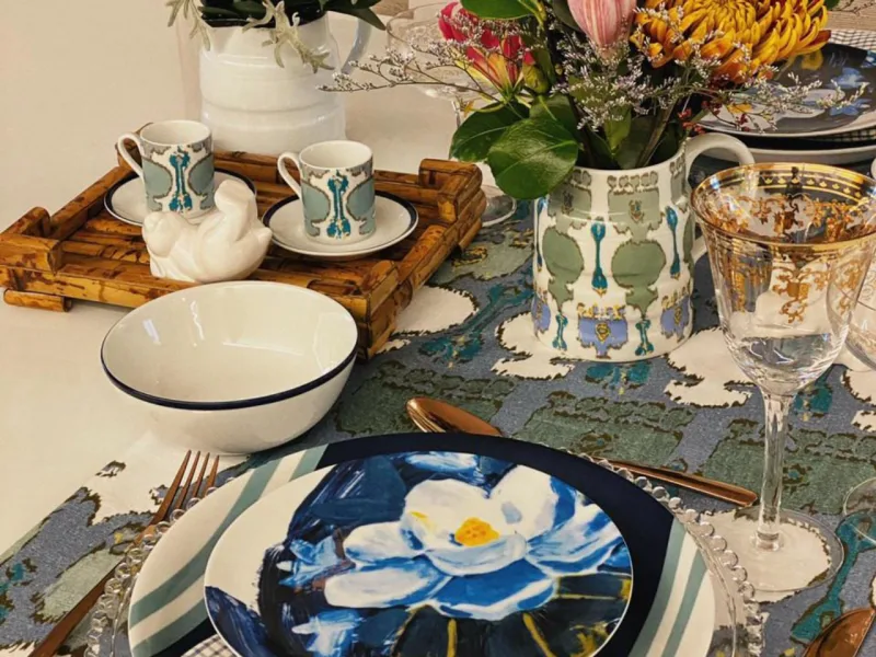 Mesa intimista para um brunch de Páscoa.