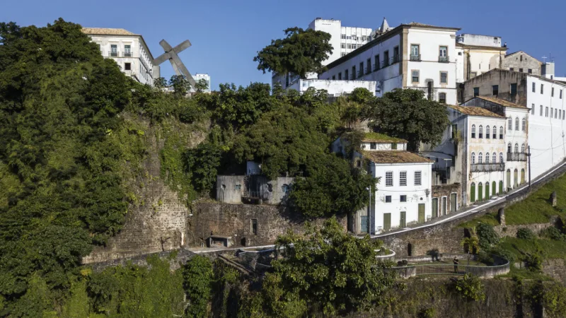 Ladeira da Misericórdia, em Salvador, é um local de extremo valor patrimonial em Salvador, com intervenção de Lina.